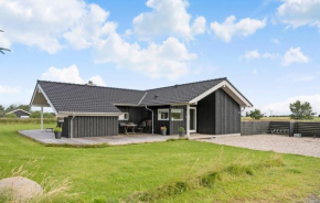 Stunning Home In Rødby With Wifi Rødby